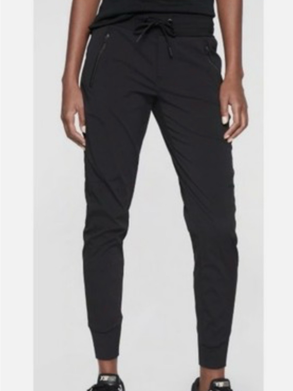 Athleta Trekkie North Jogger in black